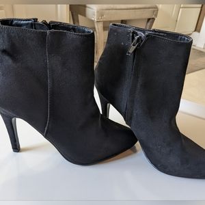 Ankle boots
